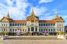 Grand Palace Closes for 2 Days 